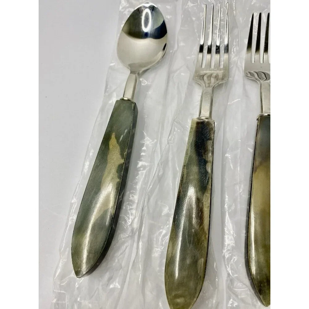 Pottery Barn Horn Flatware 2008-2009 Genuine Horn‎ 5 Piece Place Setting Read #5
